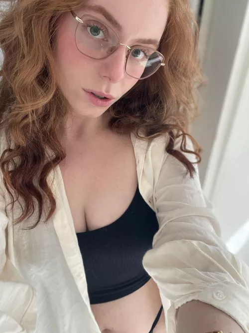 Trying my best to convince you to fuck me