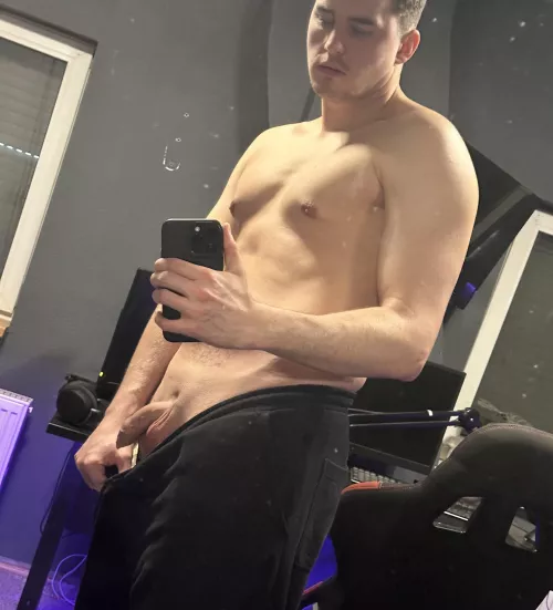 Waiting for you..👀