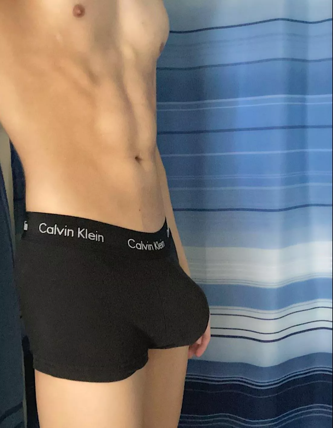 18 m looking for cute guys ++f.kryuchkov