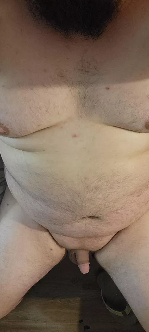 Anyone free to help me finish getting hard? 