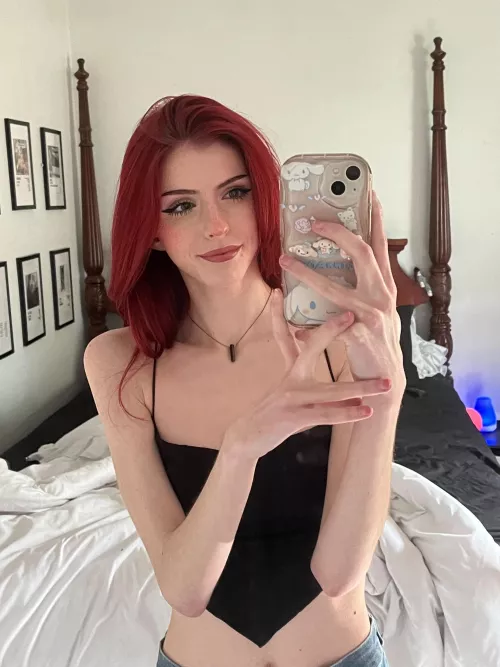 are table napkin sized crop tops cute in your opinion?