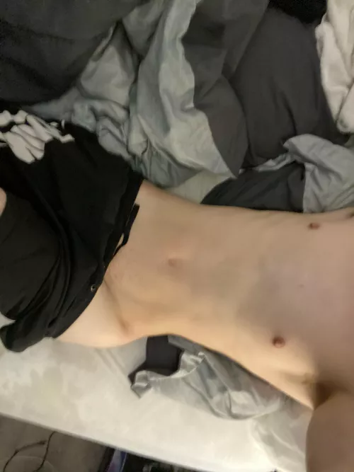 bored and need someone to talk to <3