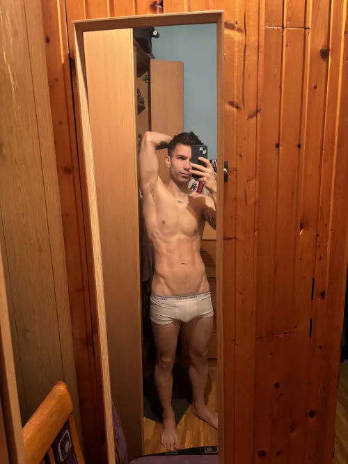 Do you like my armpits?😋