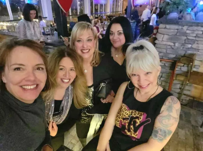 Five local milfs in their early 50s💯🔥