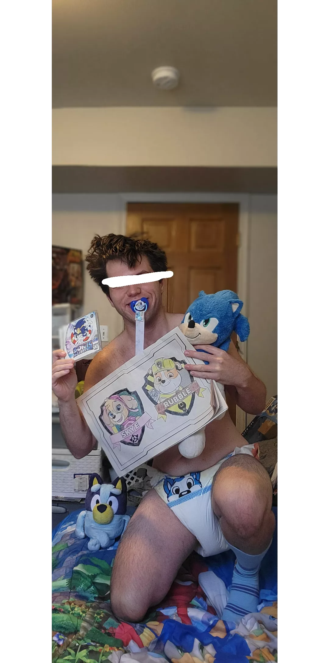 Gaming,coloring and me just being a cutie 👶🏻🍼😁💙💙💙💙