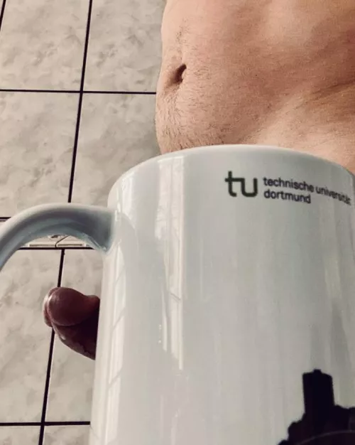 Good morning, lads!! Thursday is almost Friday! ☕️