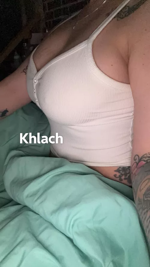 Goooood morning, it”s thirsty Thursday, & you seemed parched 