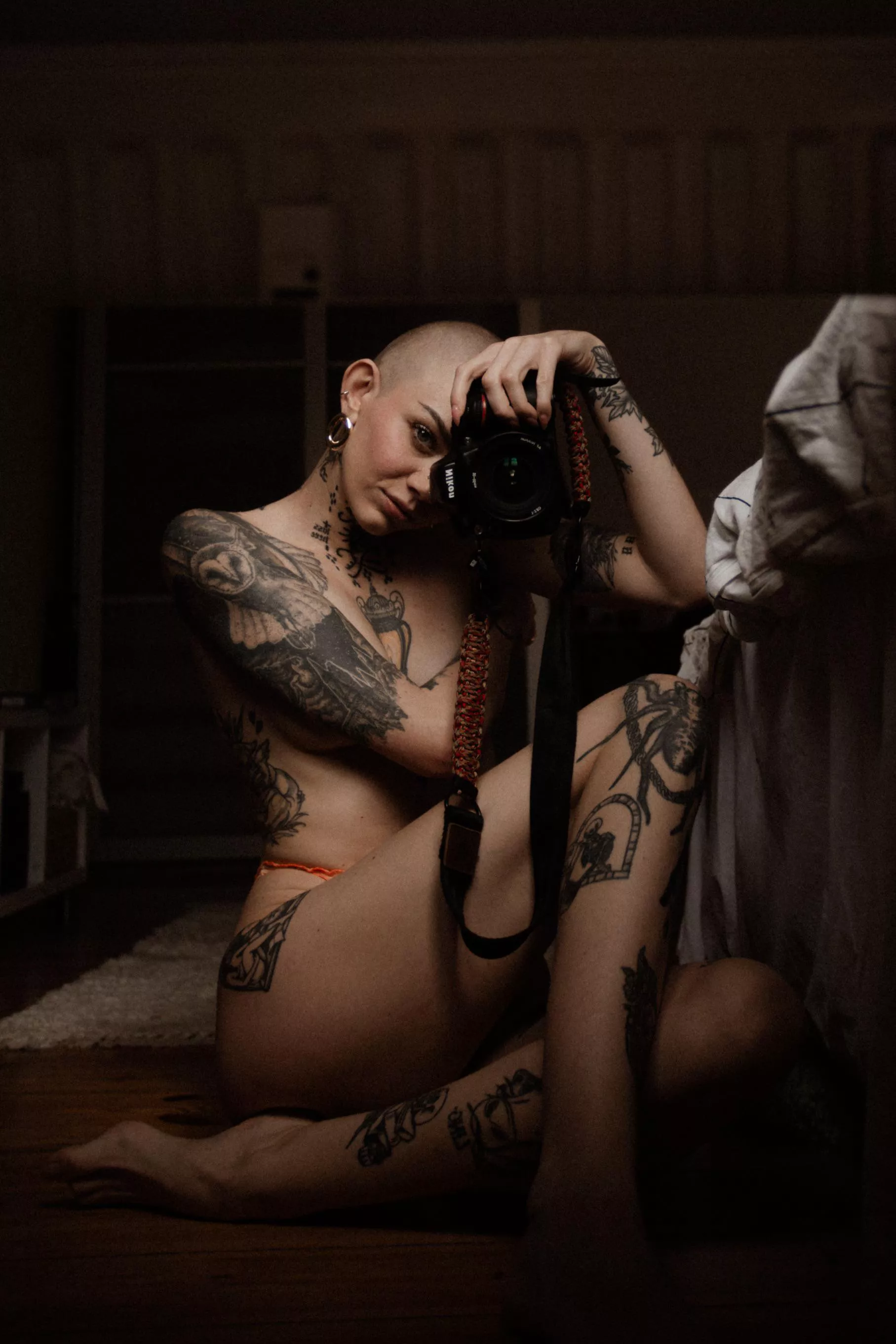 I don’t know if I can post a photo like this one here but we’ll find out hehe 