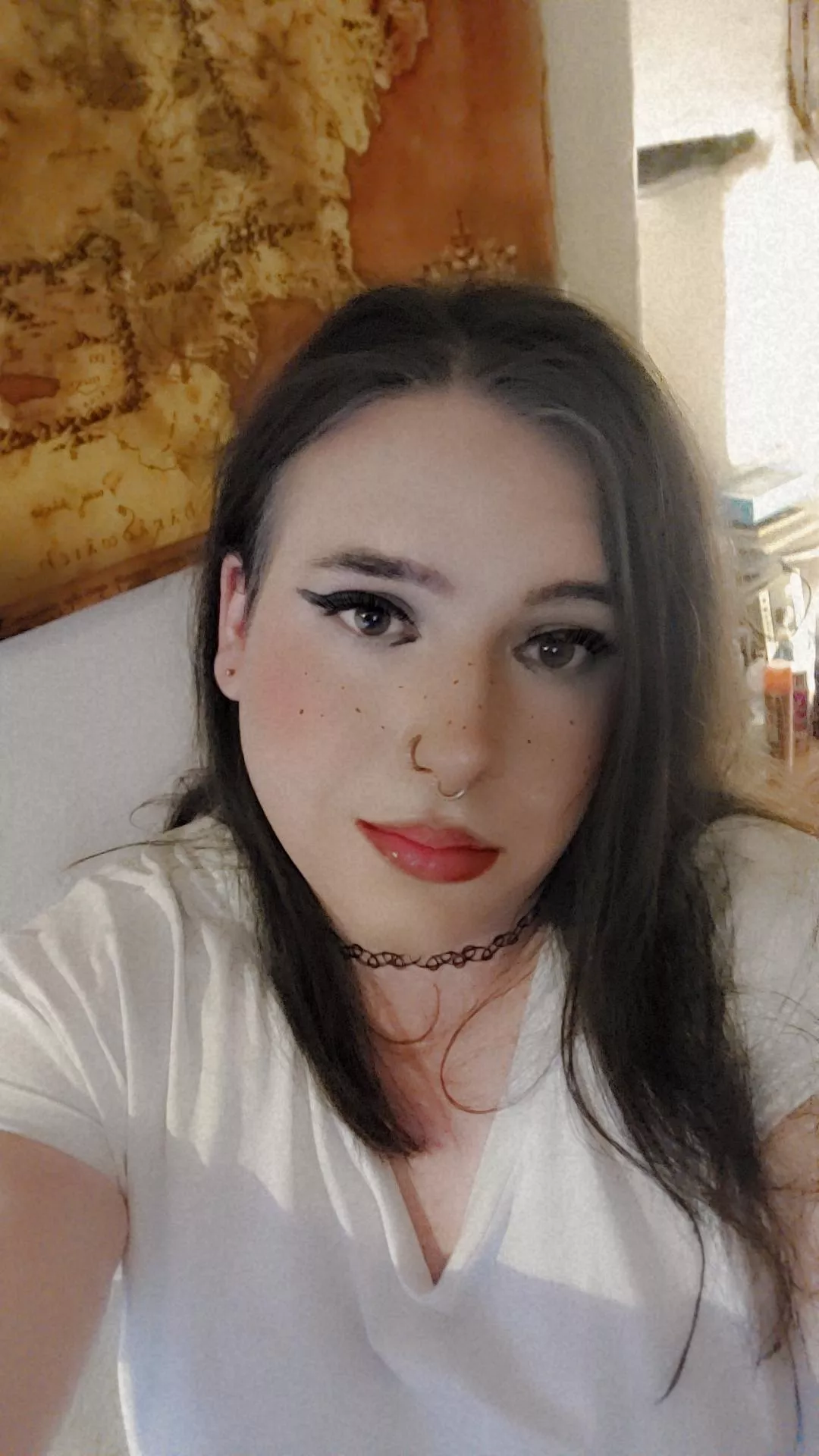 I feel like I should dye my hair, but idk what colour