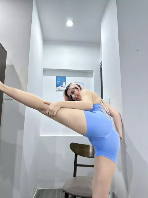 I like to show off my stretching