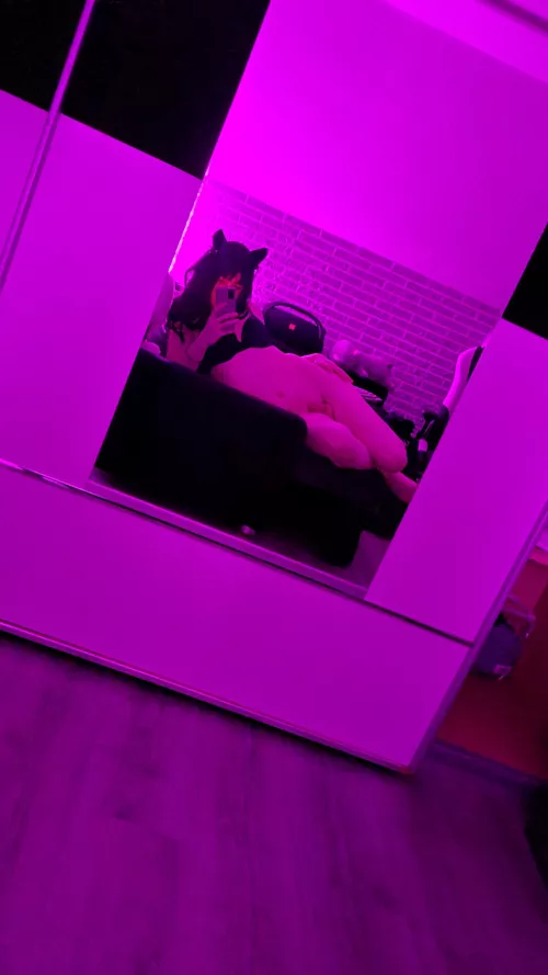 i set the mood, so let's fuck?