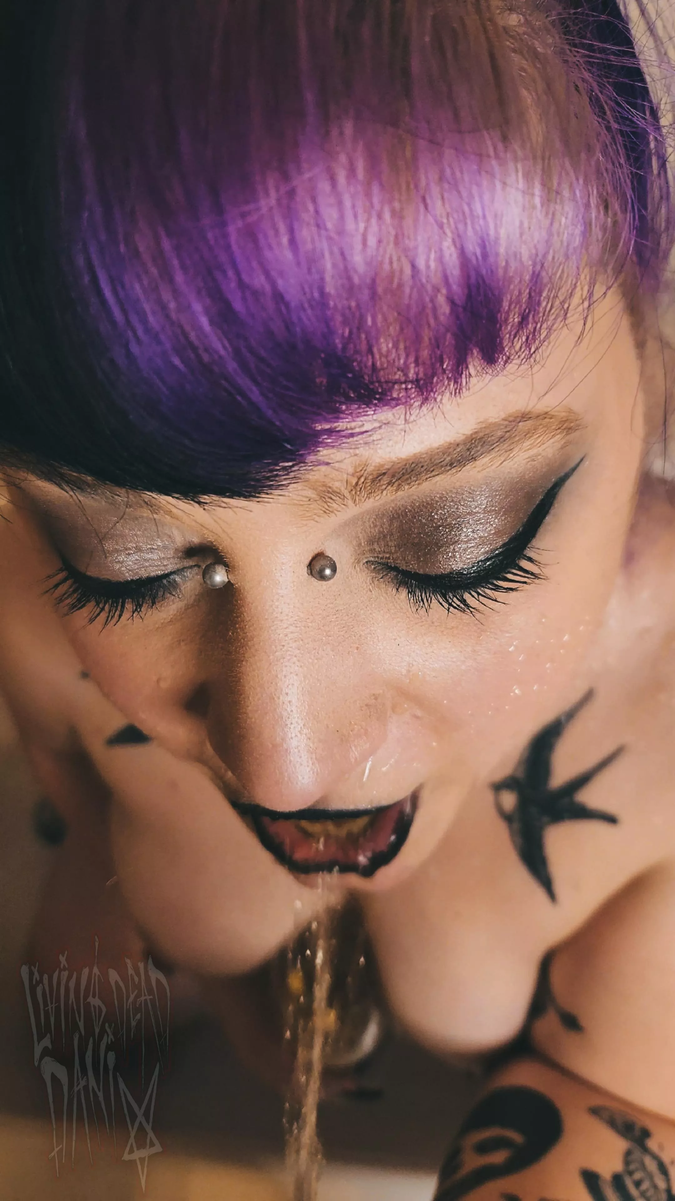 If you arnt covered in piss&cum by the end of it, did you even fuck🖤?