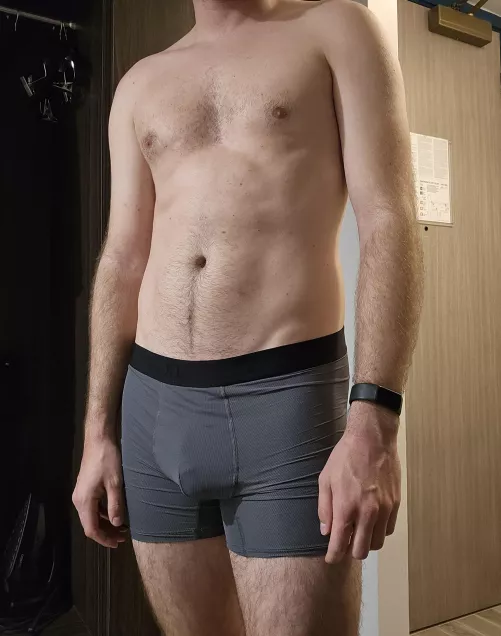 I've been getting into nice underwear! I'm a straight dude but something nice about a good fitting pair of briefs. Down to chat what types of boxers are our there if anyone's a connoisseur