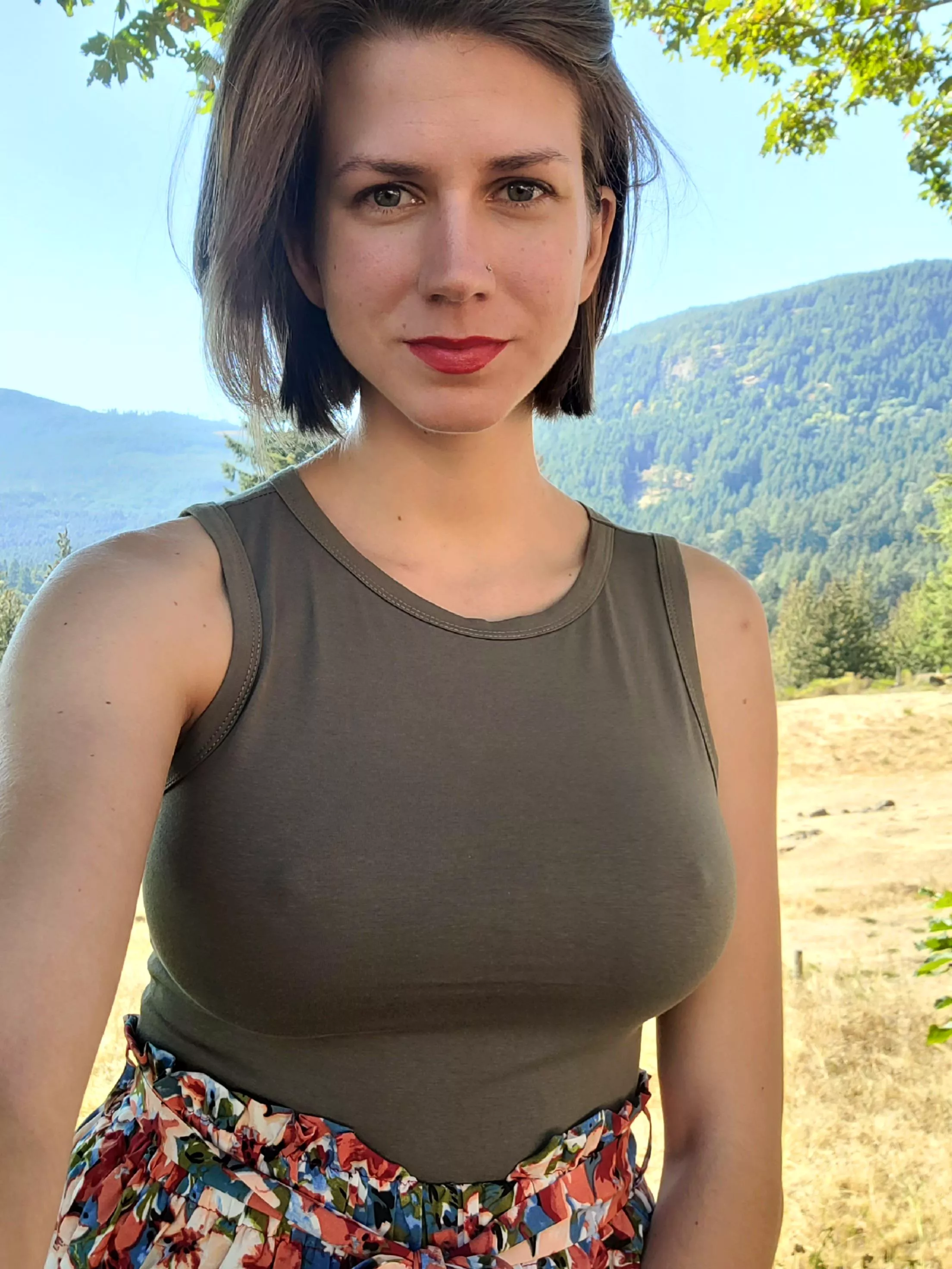 Maintain eye contact (f)