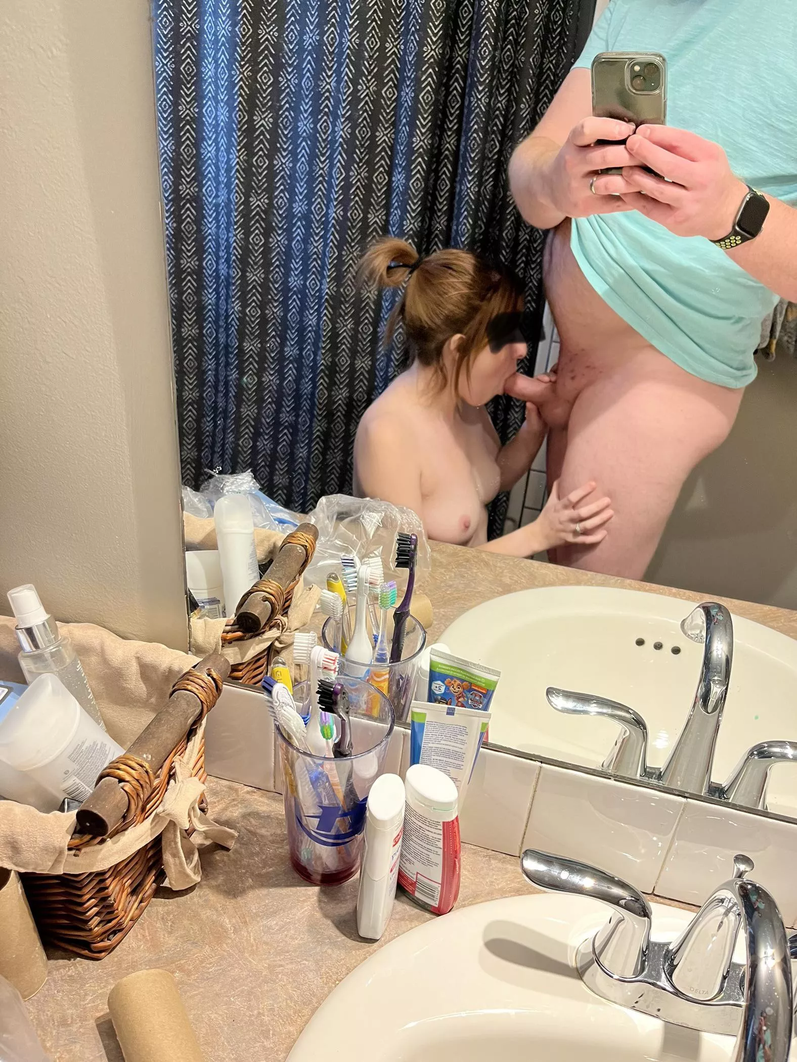 quick blowjob before we shower 