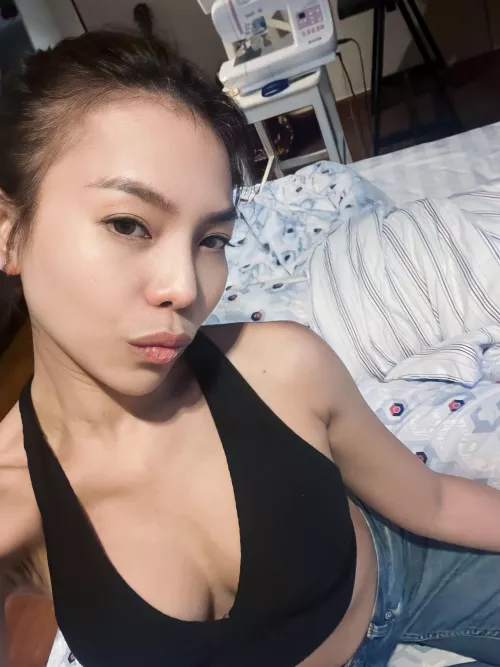 Ready for some pillow talk? 😏