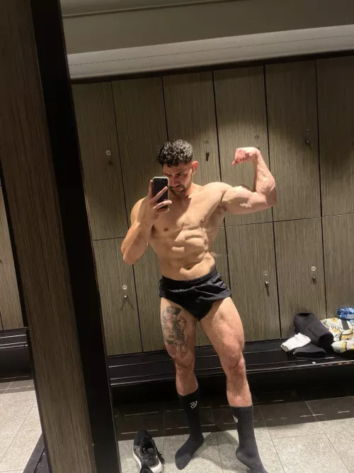 Those pits are more tastier after workout