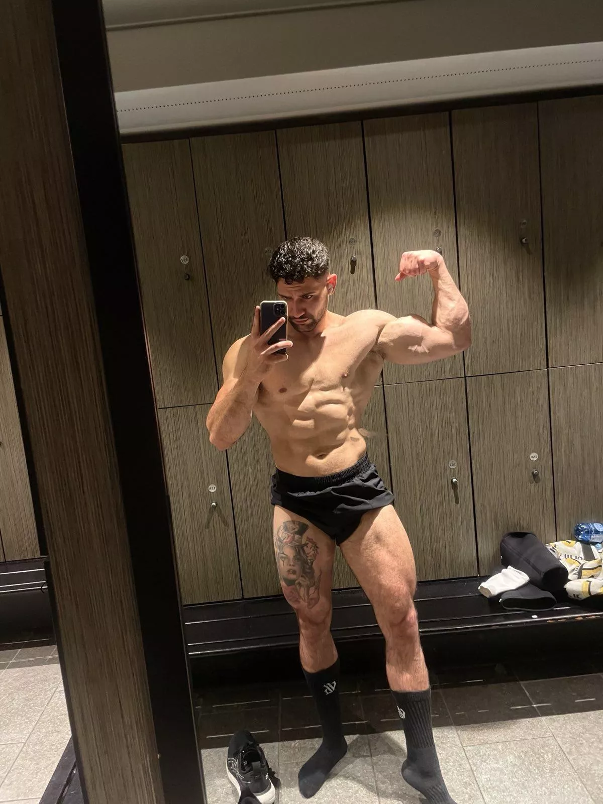 Those pits are more tastier after workout