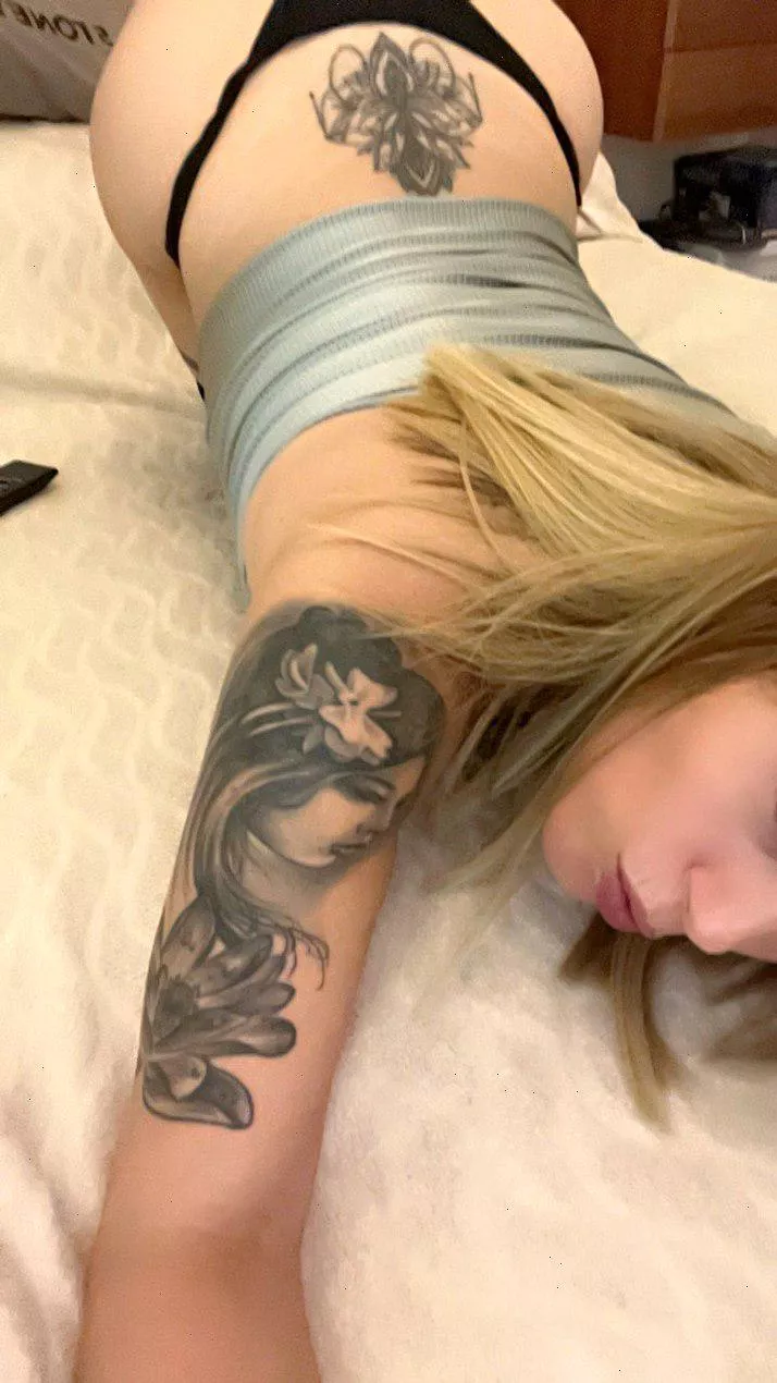 tight lips and sexy hips