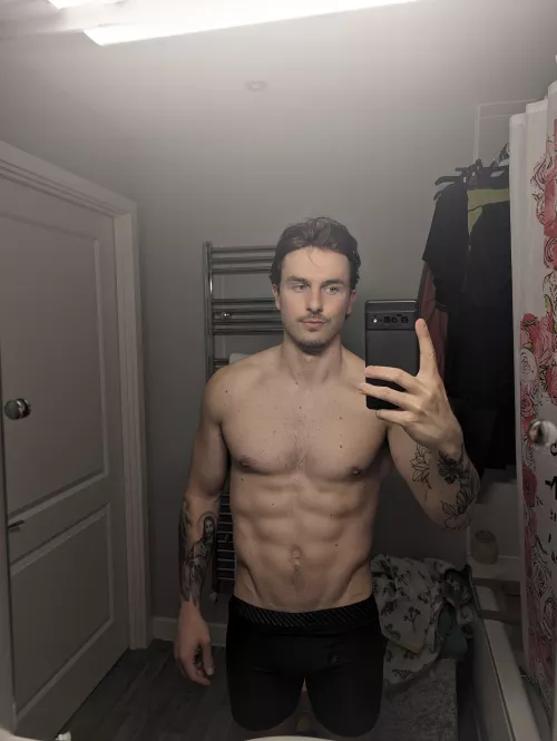 Underwear or no underwear? 