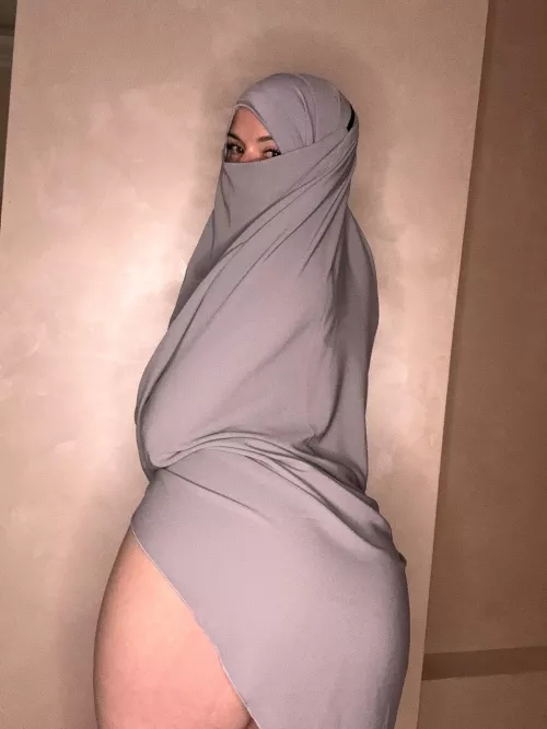 Want your first date to be a little spicy?