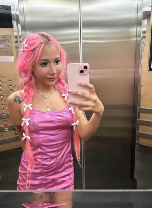 What can I do to get an older guys attention?..