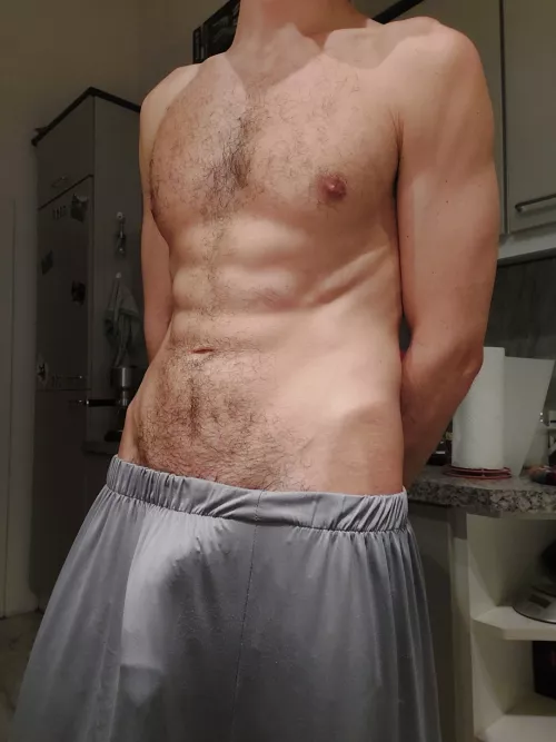 What should I cook for dinner? My boyfriend's best friend didn't answer to this question..