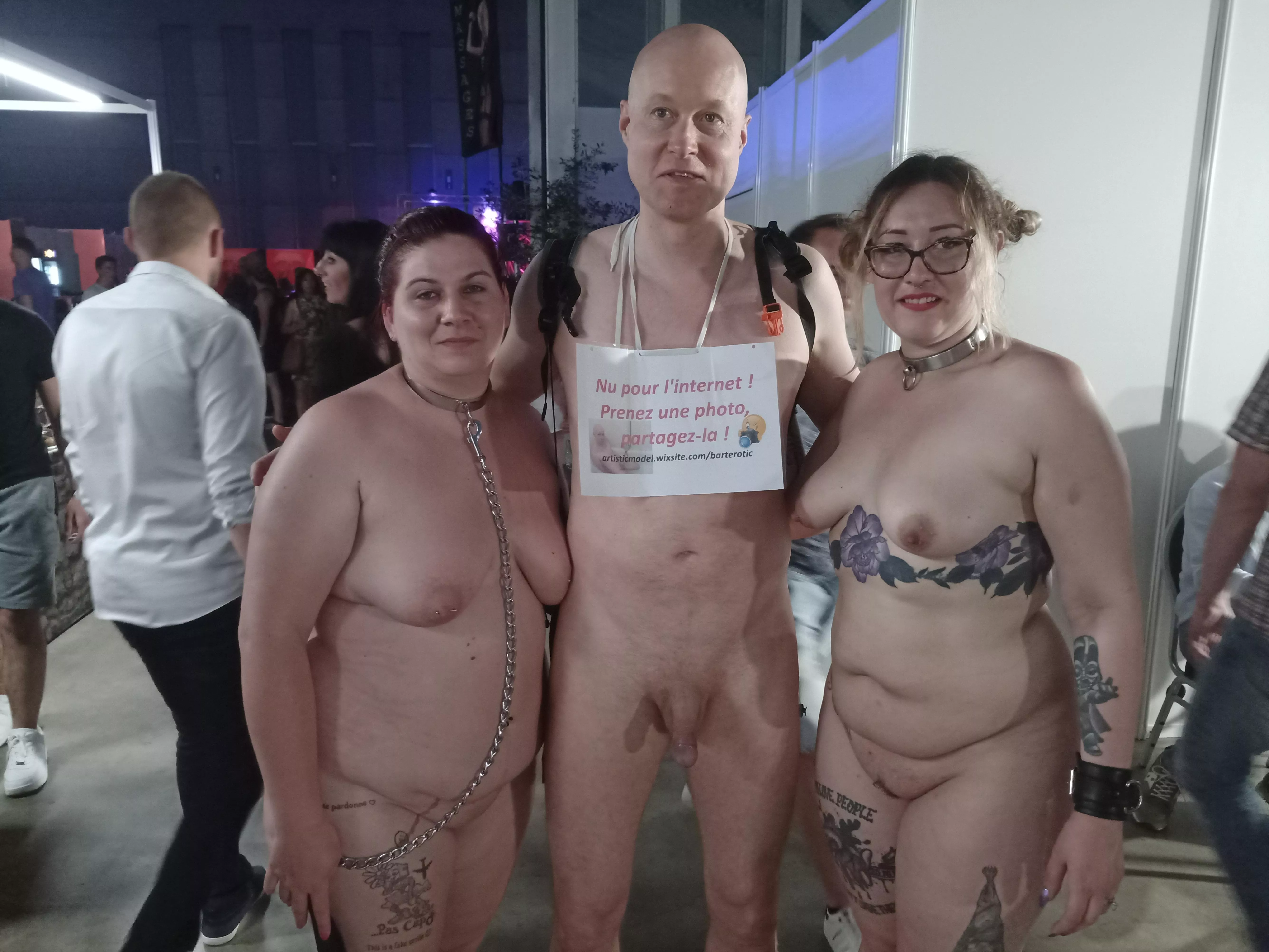 When I meet other nudist women at a public event 😎