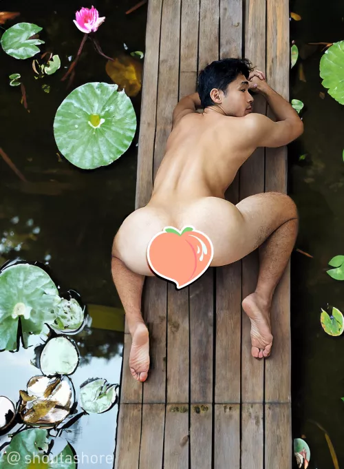 Who's with me for some water-side fun? 💦💦💦