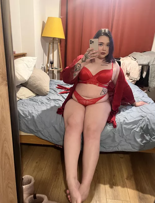 Young nephmoral babe is great material for a creampie