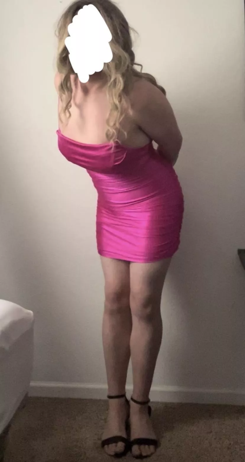 (19m) sisters dirty dress, panties and heels 🥵💕