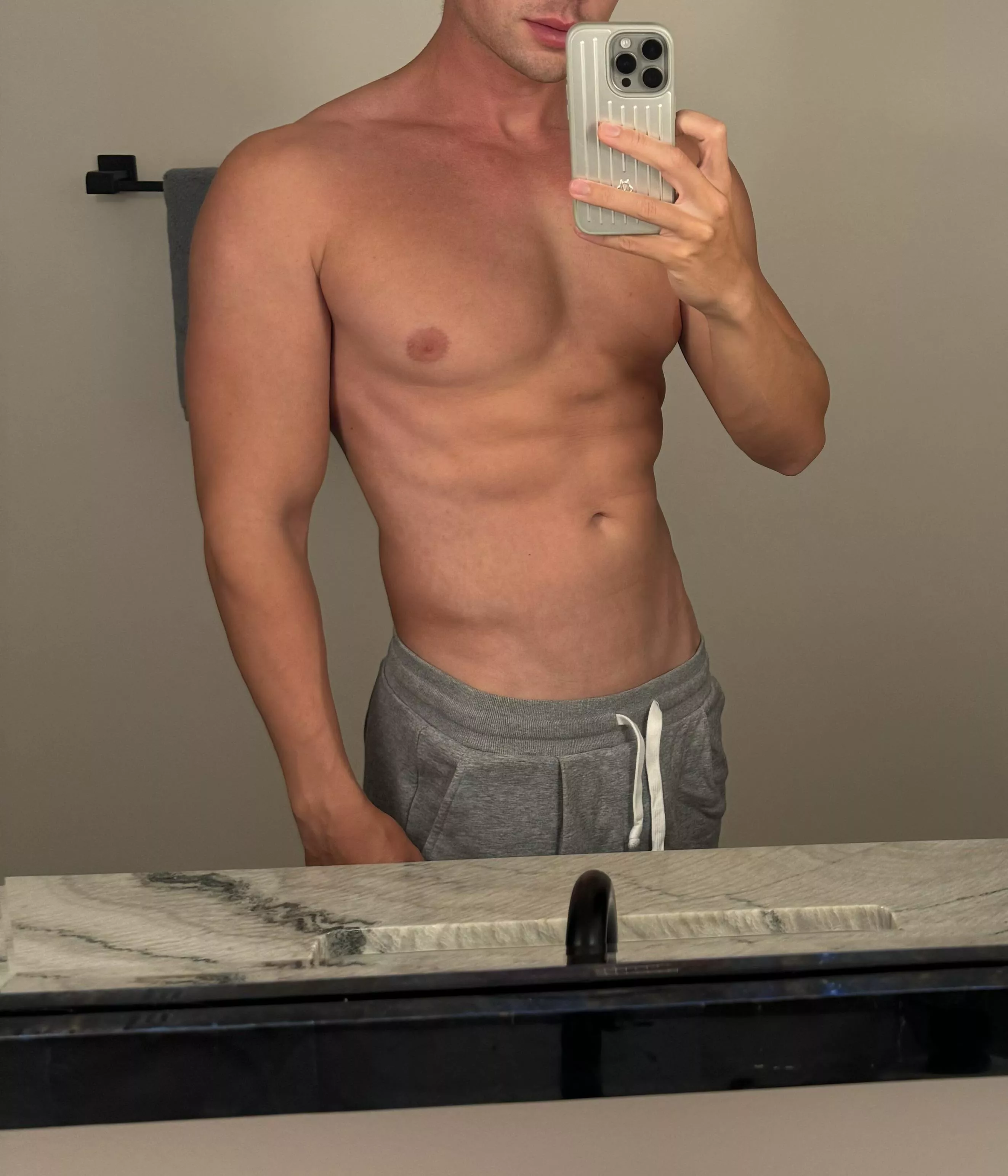 [28] Can you bros guess what sport I did for 16 years?