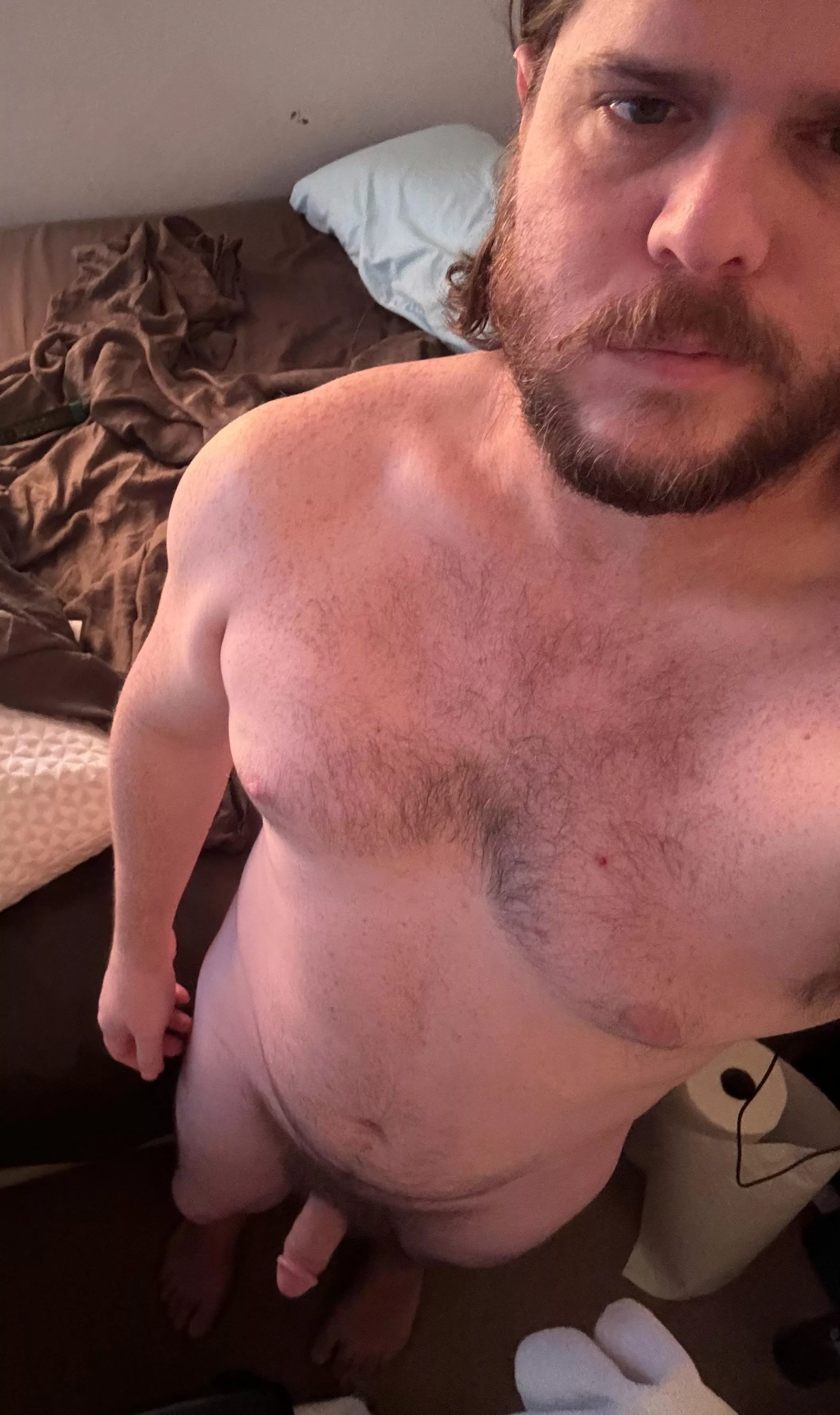 34 affectionate bigbro type for bromance, chat gaming, fun chilling nude all that, prefer long term, show face. Verbal++ Brojamesdean