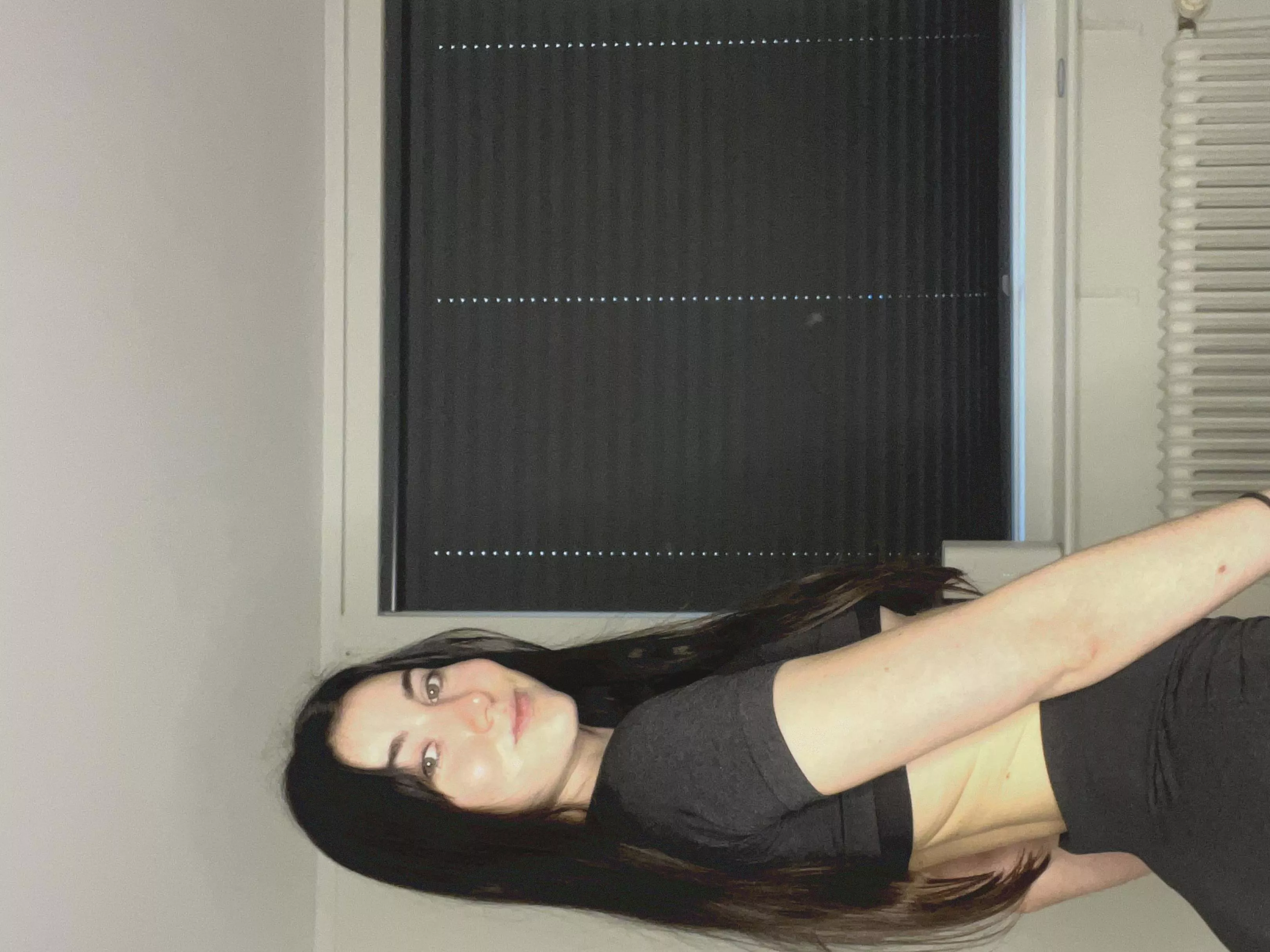  Am I a fuckbuddy or a potential wife? 