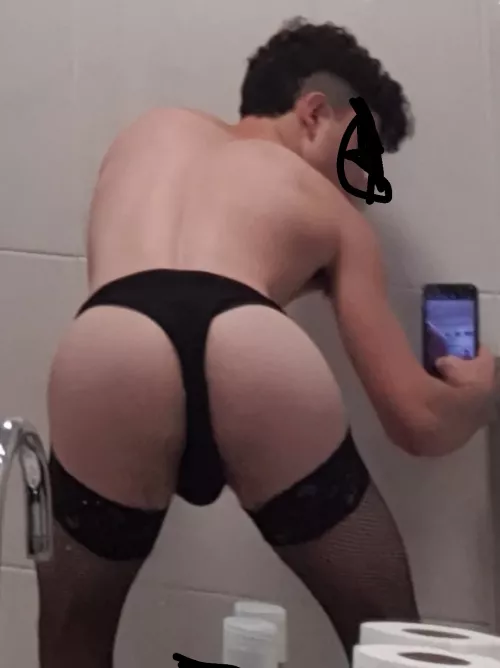 Am I hot enoguh to be degraded amd forced sissified by an evil dom?