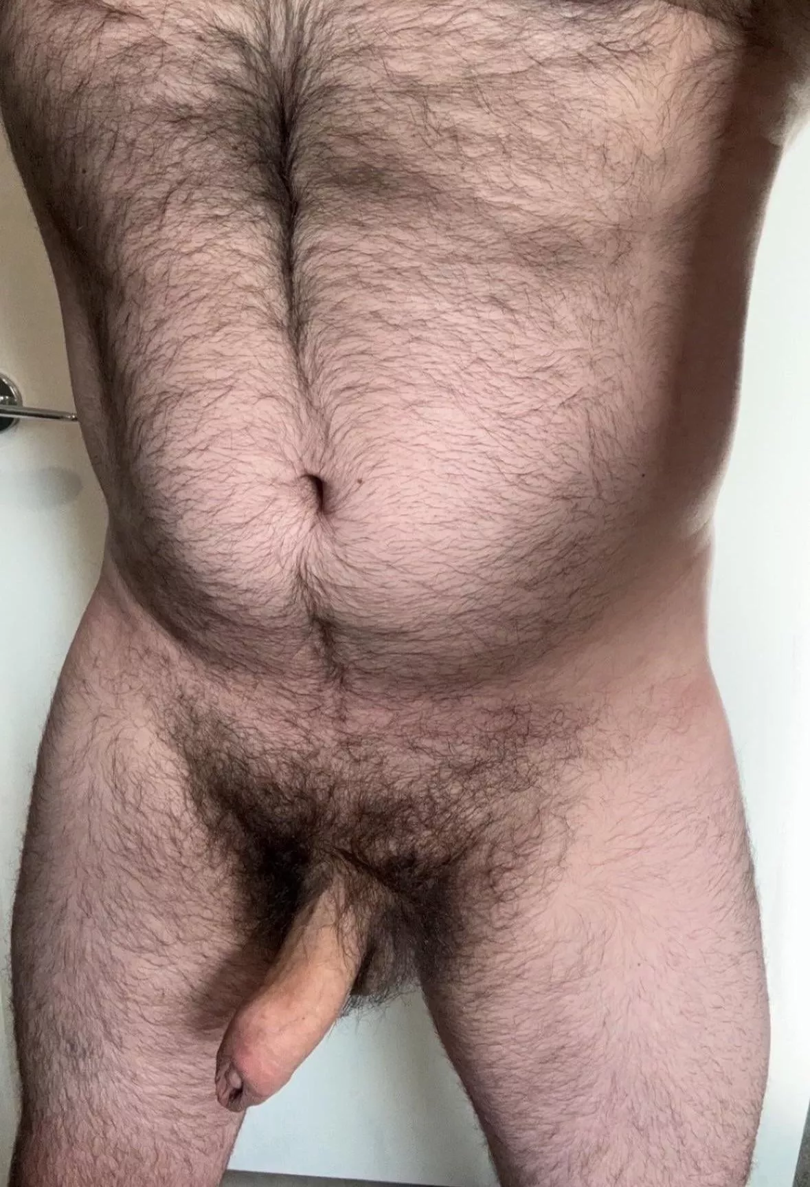 Body confidence issues (M) fat dad bod right here