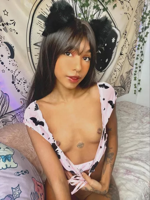 Dares delivery guy with see-through