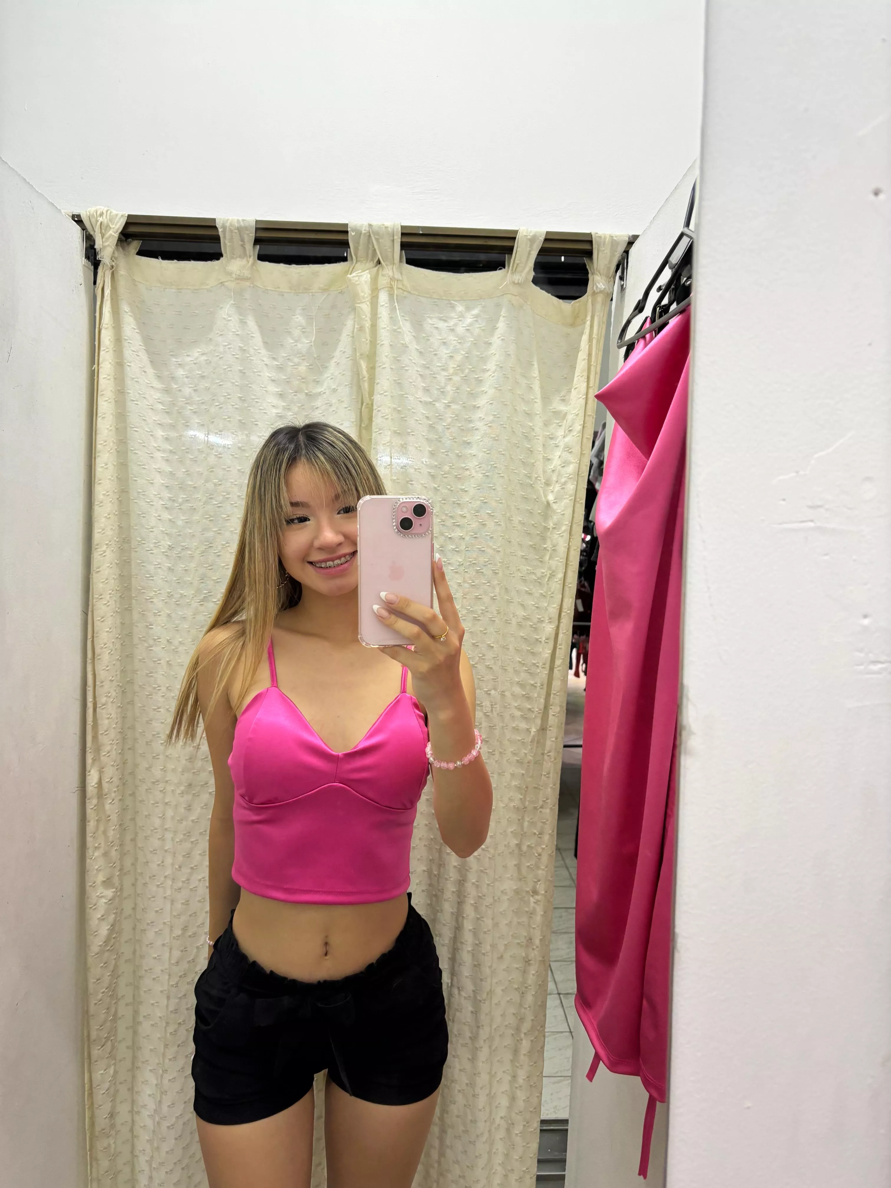 Do guys like this kind of crop top?