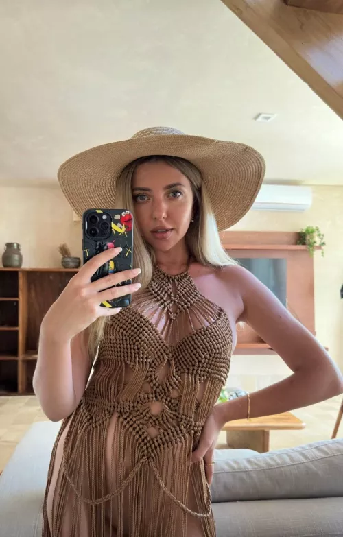 Do I look like a cowboy in this hat