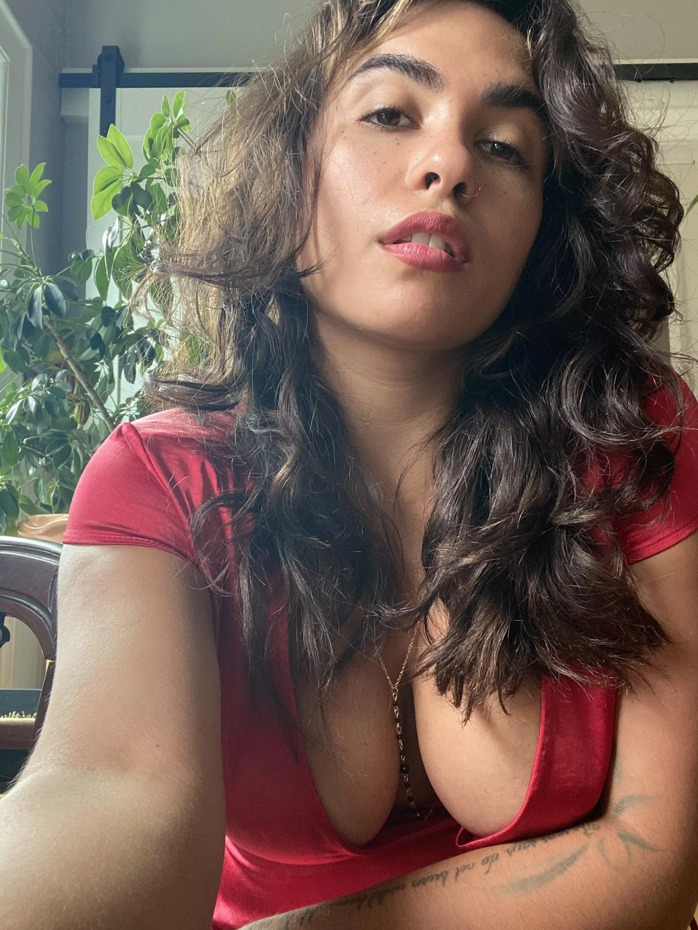 Do you like me in red?