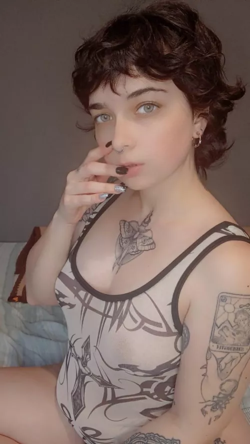 Do you like my nail art?