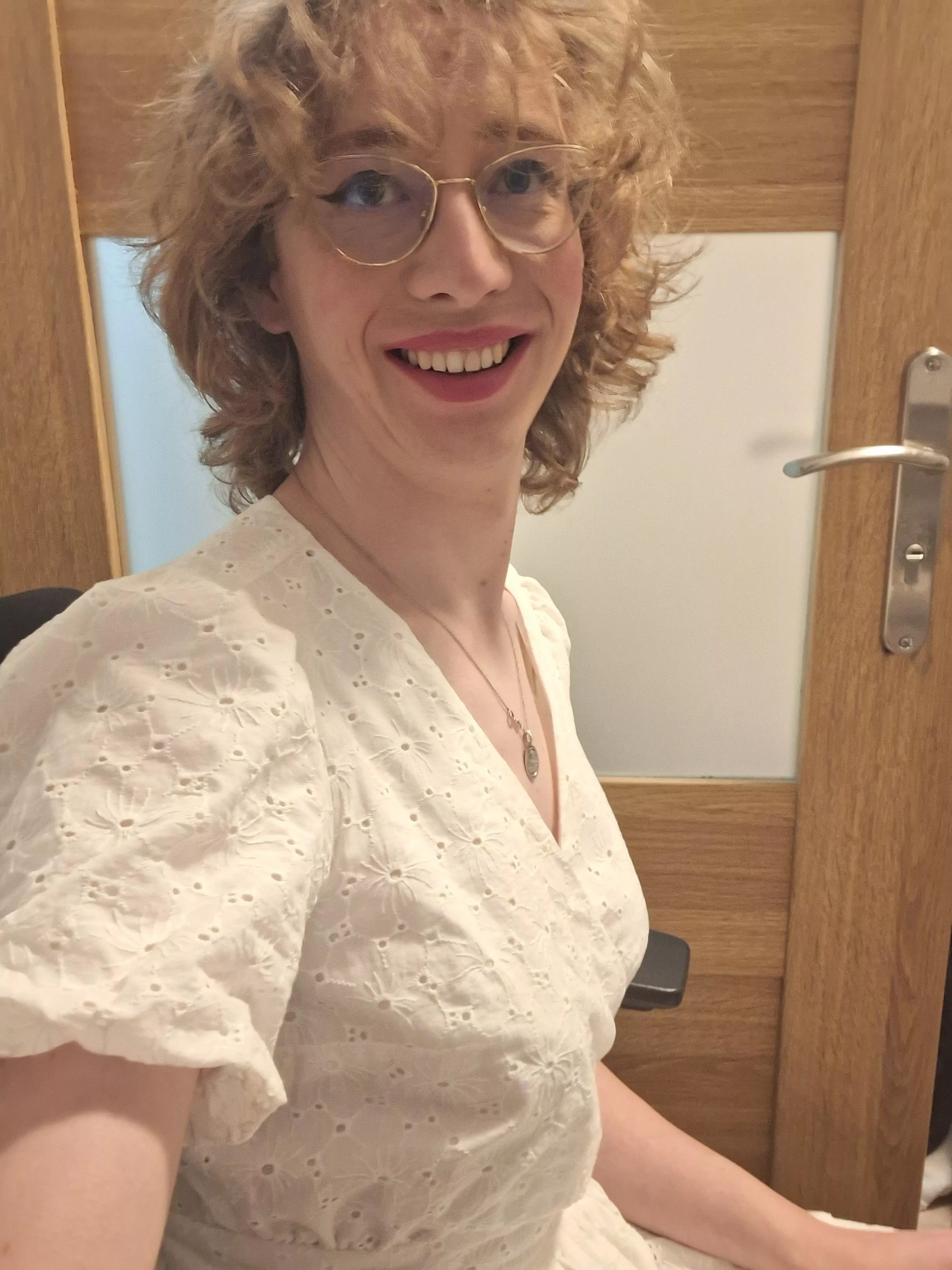 Embarking on My Bimbo Transformation Journey – Seeking Body Modification Advice