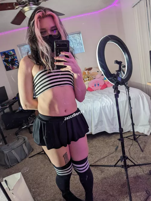 everyone irl thinks I'm a girl