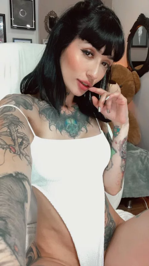 feeling frisky 😏😈