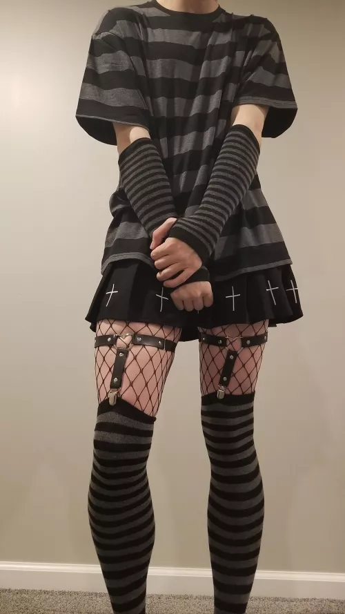 Finally got the courage to post!