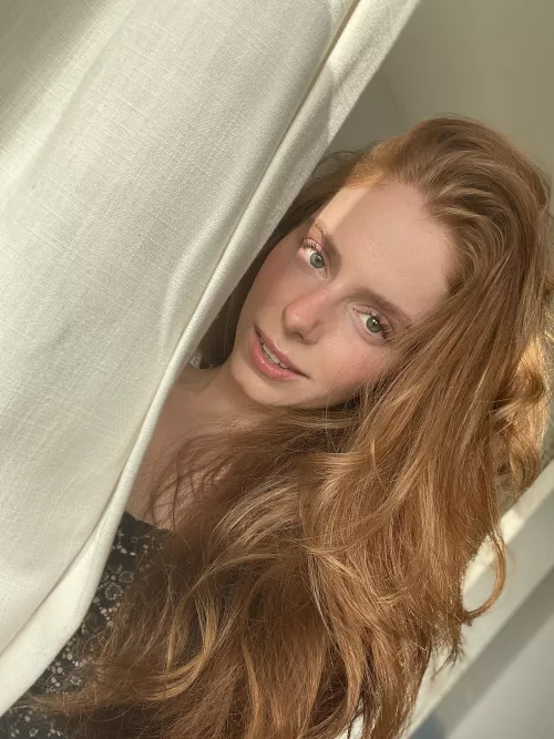 Getting freaky for strangers is my favorite hobby ;)