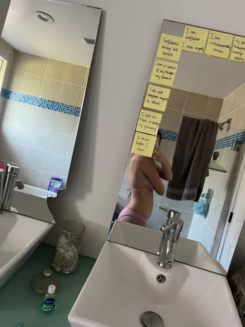 Girlfriend is officially 19 weeks today