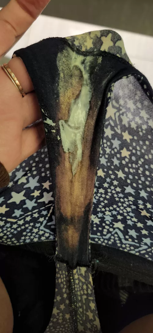 had to stop in the public restroom to take this photo when l felt how creamy l had gottenXD