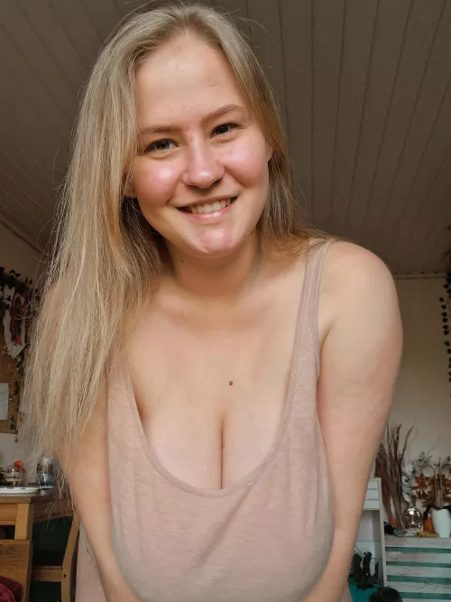 Here's what I wear at home - a plain t-shirt and, of course, no bra. Kisses