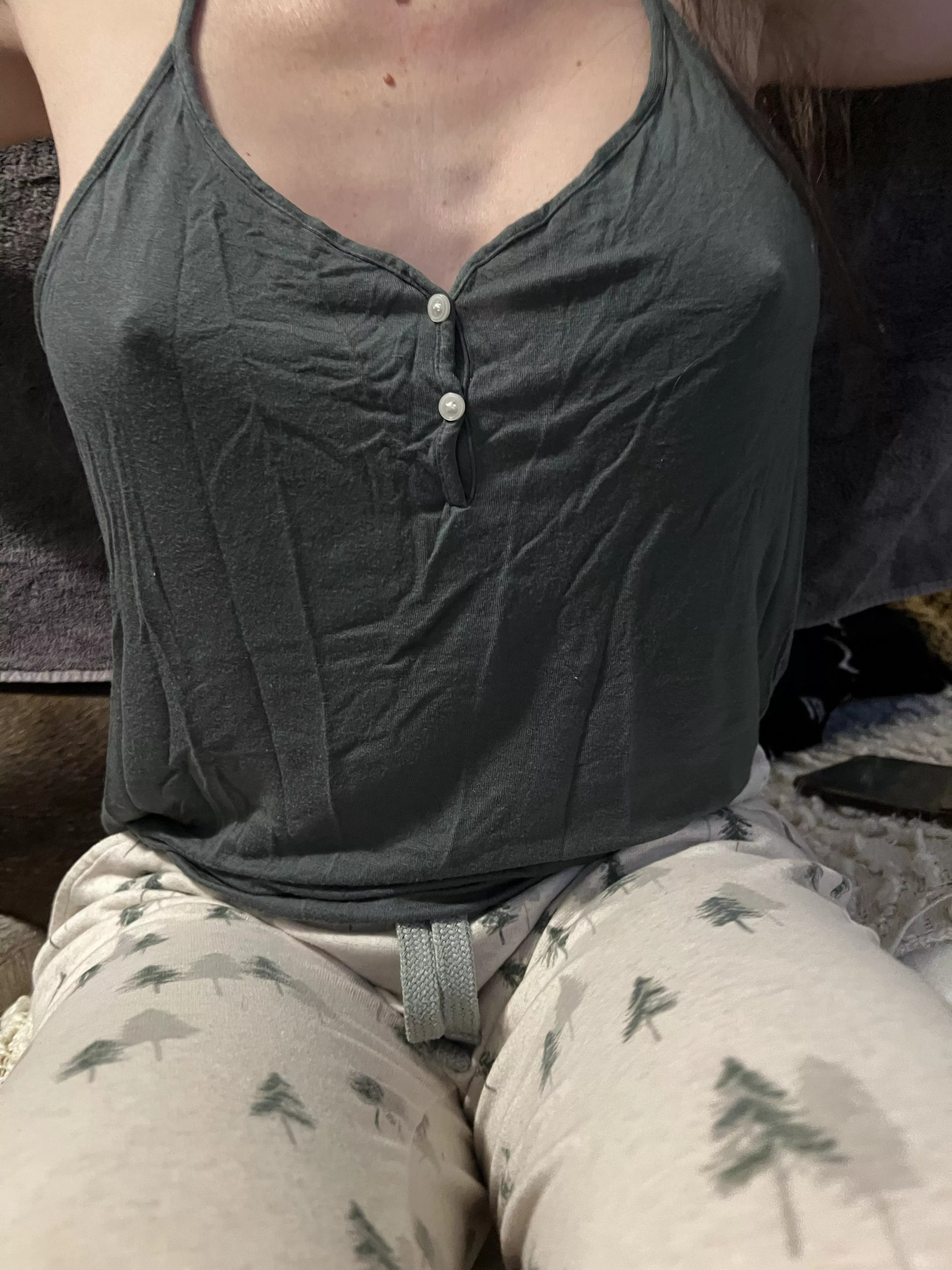 i forgot to iron my shirt so guys keep staring